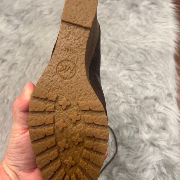 Micheal Kors rory boots - Picture 5 of 12